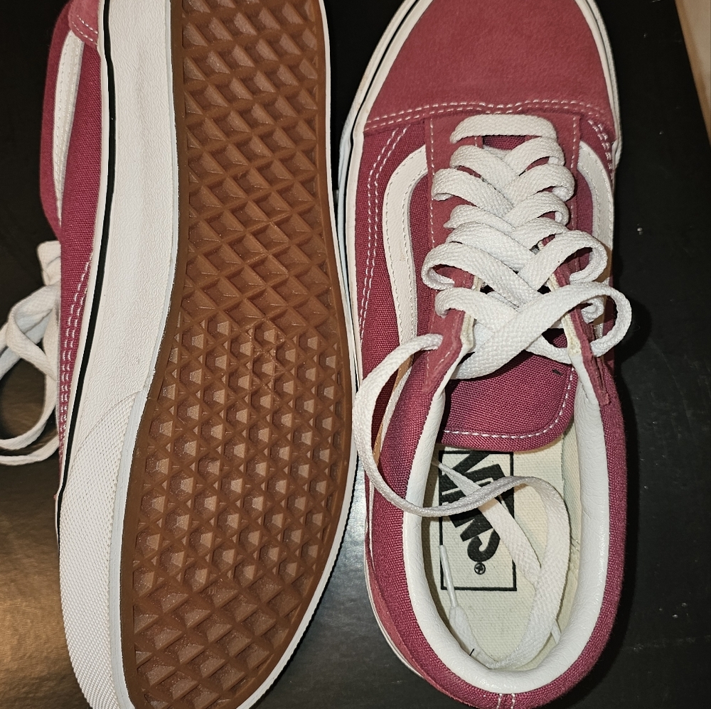 Vans Low Profile - Picture 2 of 5